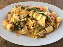 สุกี้แห้ง